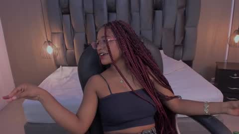 Lorena Vieira  online show from 2, 3, 2025