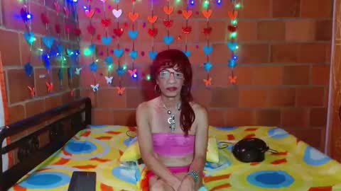 Lorena Capelli online show from 2, 3, 2025