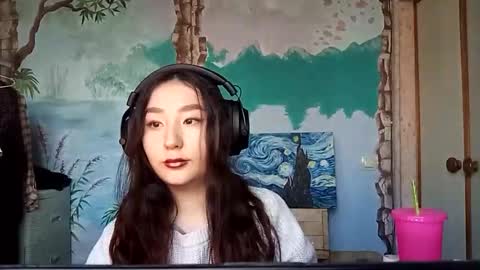 Snapshot of lorenelanosa chatting on 15, 12, 2025 Sofia online show from 15, 12, 2025