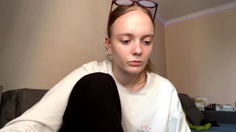 loretarobey online show from 28, 7, 2026