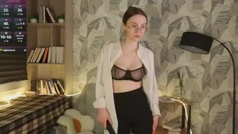 Snapshot of lorettedarsi chatting on 7, 5, 2026 lorettedarsi online show from 7, 5, 2026