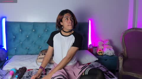 Snapshot of lorettmatthew chatting on 6, 2, 2025 LorettMatthew online show from 6, 2, 2025