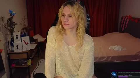 Snapshot of lori_myaf chatting on 19, 12, 2024 Lori ----------------------------------- online show from 19, 12, 2024