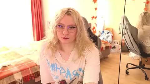 Snapshot of lori_myaf chatting on 2, 10, 2025 Lori ----------------------------------- online show from 2, 10, 2025