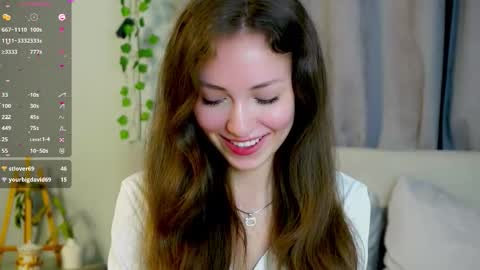 Snapshot of loriamarzinske chatting on 15, 10, 2025 Naomi online show from 15, 10, 2025