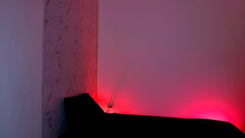 Lorian Vikel  online show from 5, 4, 2026