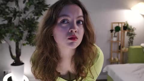 Snapshot of loritakufeldt chatting on 2, 12, 2025 Lina online show from 2, 12, 2025