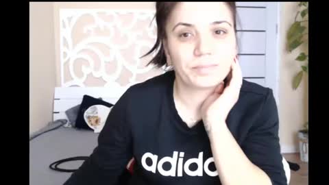 Snapshot of lorragrey chatting on 3, 1, 2025 LorraGrey online show from 3, 1, 2025