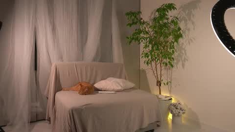 Snapshot of lorrie_love_story chatting on 24, 11, 2025 Lorrie online show from 24, 11, 2025