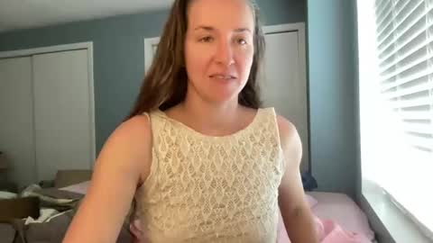 lothlori online show from 6, 4, 2026