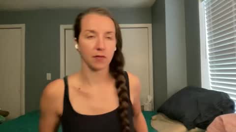 lothlori online show from 30, 4, 2026