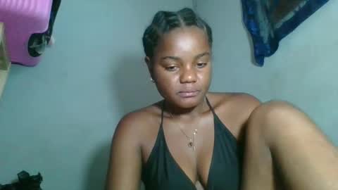 Snapshot of louane98 chatting on 19, 2, 2026 louane98 online show from 19, 2, 2026