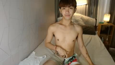 Snapshot of louieismy_name chatting on 11, 12, 2024 ignot ursh online show from 11, 12, 2024