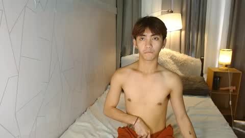 Snapshot of louieismy_name chatting on 12, 12, 2024 ignot ursh online show from 12, 12, 2024