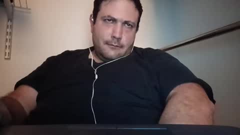 Snapshot of louinv chatting on 23, 11, 2025 louinv online show from 23, 11, 2025