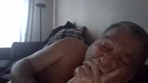 Snapshot of louis_chokdee chatting on 12, 3, 2025 louis_chokdee online show from 12, 3, 2025