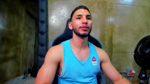 Snapshot of louis_connor chatting on 6, 3, 2025 Louis online show from 6, 3, 2025