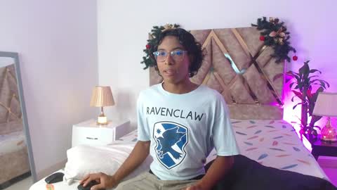 Snapshot of louis_hardstar chatting on 14, 12, 2024 Louis Valdz online show from 14, 12, 2024