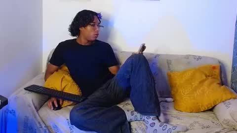 Snapshot of louis_hardstar chatting on 20, 1, 2025 Louis Valdz online show from 20, 1, 2025