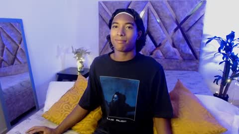 Snapshot of louis_hardstar chatting on 25, 1, 2025 Louis Valdz online show from 25, 1, 2025