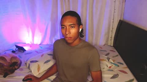 Snapshot of louis_hardstar chatting on 8, 2, 2025 Louis Valdz online show from 8, 2, 2025