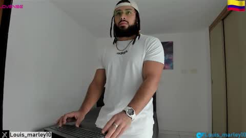 louis_marley_ online show from 2, 12, 2025