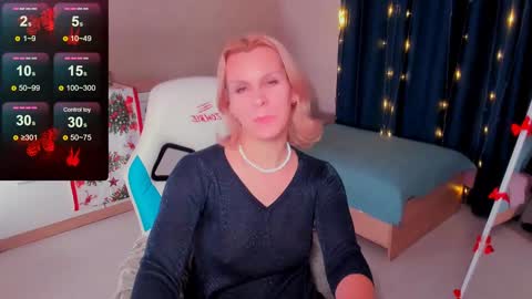 Snapshot of louisa_bay chatting on 9, 1, 2025 Louisa online show from 9, 1, 2025