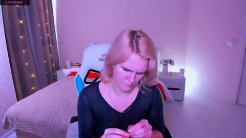 Snapshot of louisa_bay chatting on 24, 1, 2025 Louisa online show from 24, 1, 2025