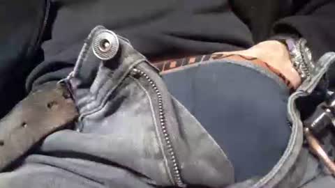 loulou0099 online show from 11, 1, 2026