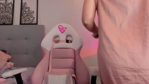 Snapshot of lourreinstounn chatting on 11, 1, 2025 Lourrein Stoun Independiente online show from 11, 1, 2025