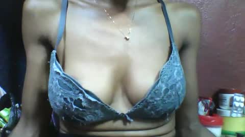 lovaelisa online show from 17, 10, 2025