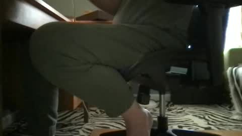 Love to suck cock.... online show from 16, 3, 2026