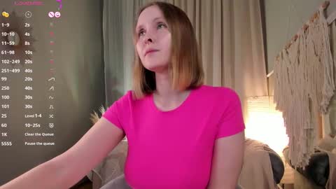 Snapshot of love_agatha chatting on 8, 3, 2025 Agatha online show from 8, 3, 2025