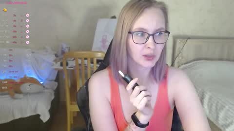 Snapshot of love_agatha chatting on 20, 10, 2025 Agatha online show from 20, 10, 2025