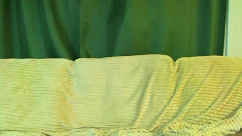 Cute face online show from 4, 2, 2026