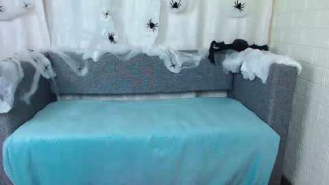 Snapshot of love_bella_ chatting on 7, 10, 2025 love bella online show from 7, 10, 2025