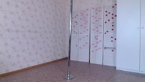 Snapshot of love_bella_ chatting on 25, 6, 2026 love bella online show from 25, 6, 2026
