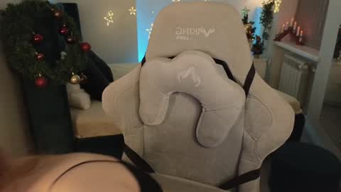 Snapshot of love_call chatting on 21, 12, 2024 love_call online show from 21, 12, 2024