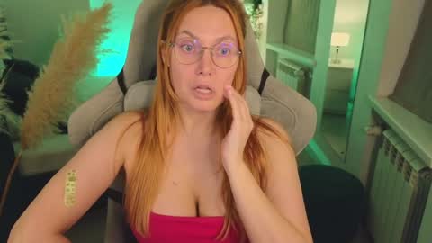 Snapshot of love_call chatting on 15, 1, 2025 love_call online show from 15, 1, 2025