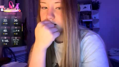 Snapshot of love_haven chatting on 12, 9, 2025 Megan online show from 12, 9, 2025