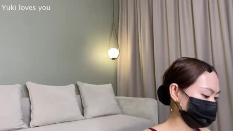 Snapshot of love_in_asian chatting on 21, 12, 2025 Learn how love can be with us online show from 21, 12, 2025