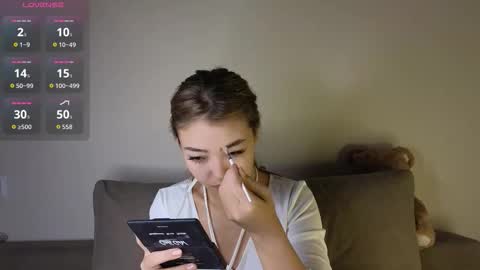 Snapshot of love_peace_here chatting on 13, 9, 2025 hi its me online show from 13, 9, 2025