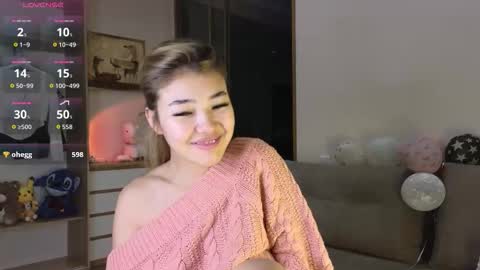 Snapshot of love_peace_here chatting on 5, 10, 2025 hi its me online show from 5, 10, 2025