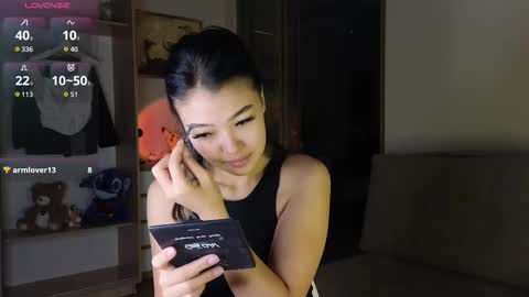 Snapshot of love_peace_here chatting on 12, 10, 2025 hi its me online show from 12, 10, 2025