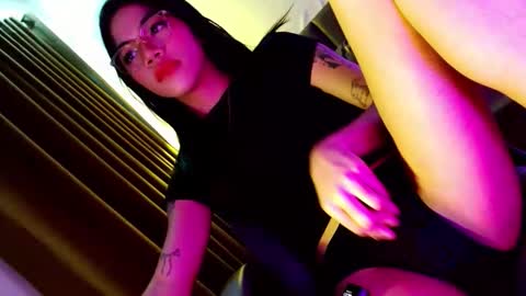 Seren online show from 12, 4, 2026