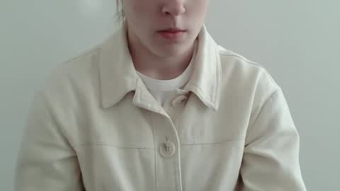 Snapshot of love_vivian chatting on 18, 11, 2025 Vivian online show from 18, 11, 2025