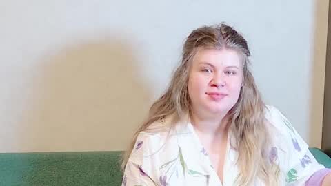 Snapshot of love_wiggy18 chatting on 21, 1, 2025 Ally online show from 21, 1, 2025