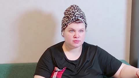 Snapshot of love_wiggy18 chatting on 28, 2, 2025 Ally online show from 28, 2, 2025