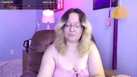 love_you_julia online show from 14, 9, 2025