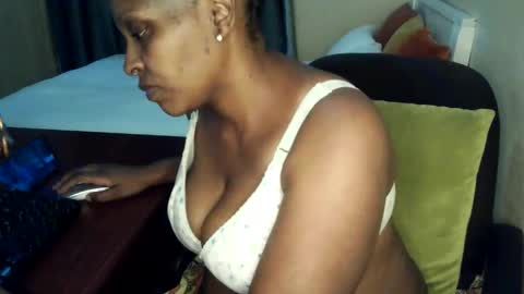 Snapshot of loveedee4 chatting on 20, 5, 2026 loveedee4 online show from 20, 5, 2026